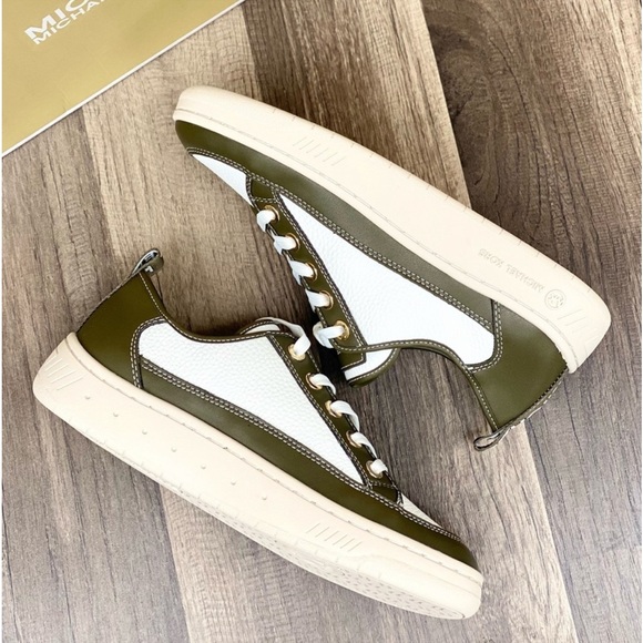 Michael Kors Shea Lace up Sneakers
Olive color - Picture 8 of 10